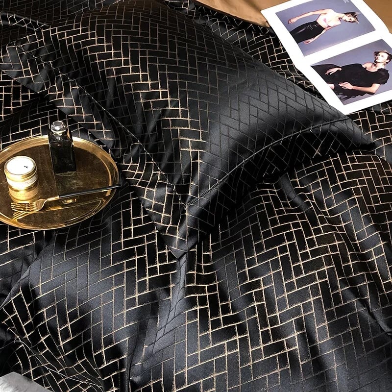 Nerissa Noir Jacquard Duvet Cover Set In Cotton Sateen